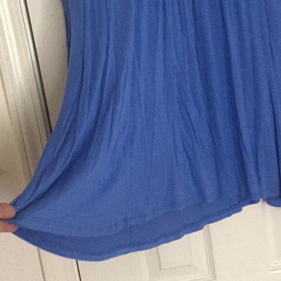 NWT Live & Let Live Beautiful Smocked Tunic Top - Picture 5 of 16